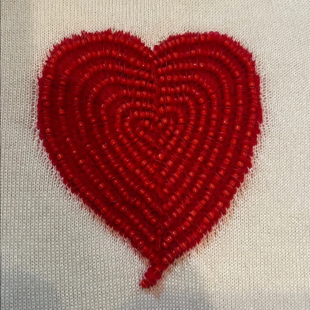 Gabby Isabella Wool Blend Light-Weight Heart Sweater. - Picture 5 of 8